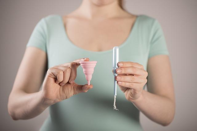 Menstruace po šestinedělí při kojení: Co očekávat a jak se připravit